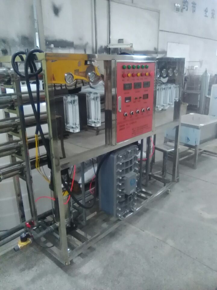 1T/1H超純水設(shè)備